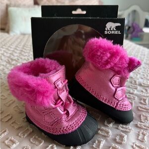 Sorel Pink Baby Caribooties